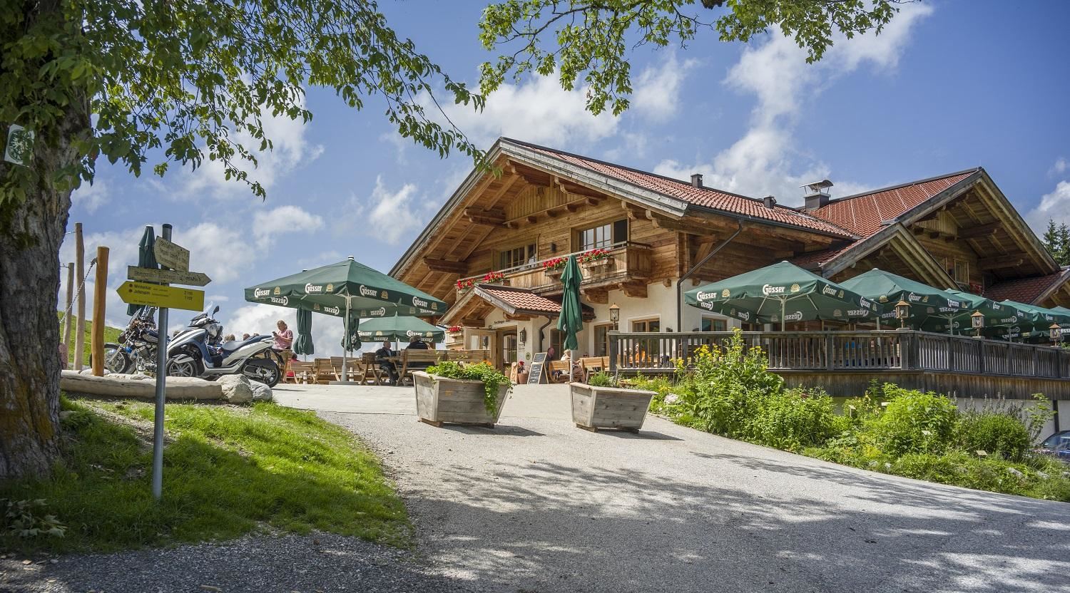 Mountain inn Aschinger Alm